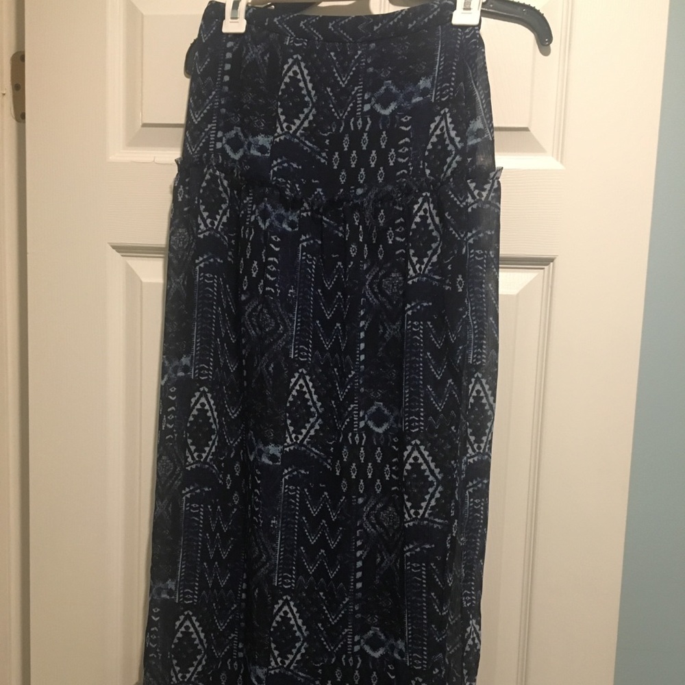 Maxi skirt with mini slip